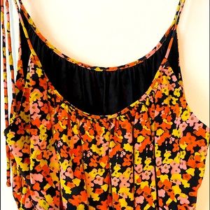 Floral Print Dress w/ Stretchable Waist & Straps that Tie